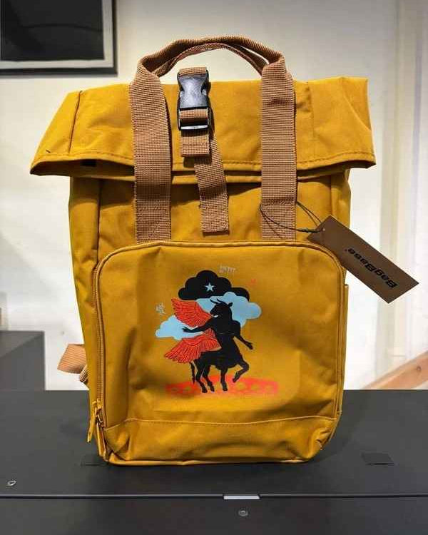 Sac à dos moutarde, illustration en couleurs, DTF, atelier Antistatik à Toulouse