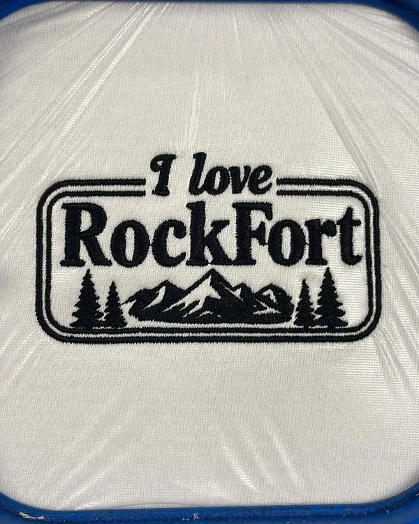 T-shirt blanc, logo brodé noir, Broderie sur devis, I love RockFort, atelier Antistatik à Toulouse