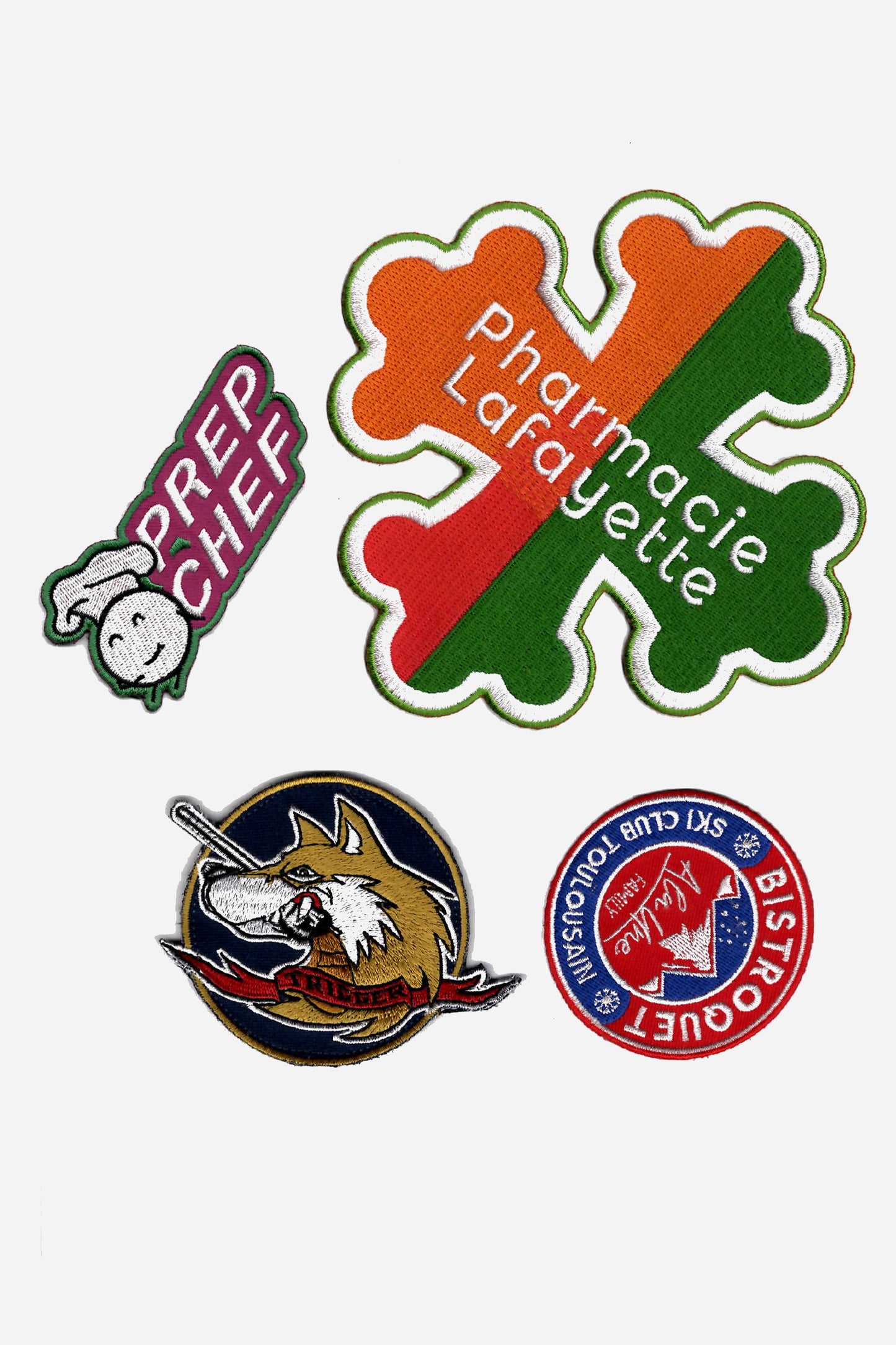 Écusson brodé personnalisé (50 pcs min) – 7x7 cm